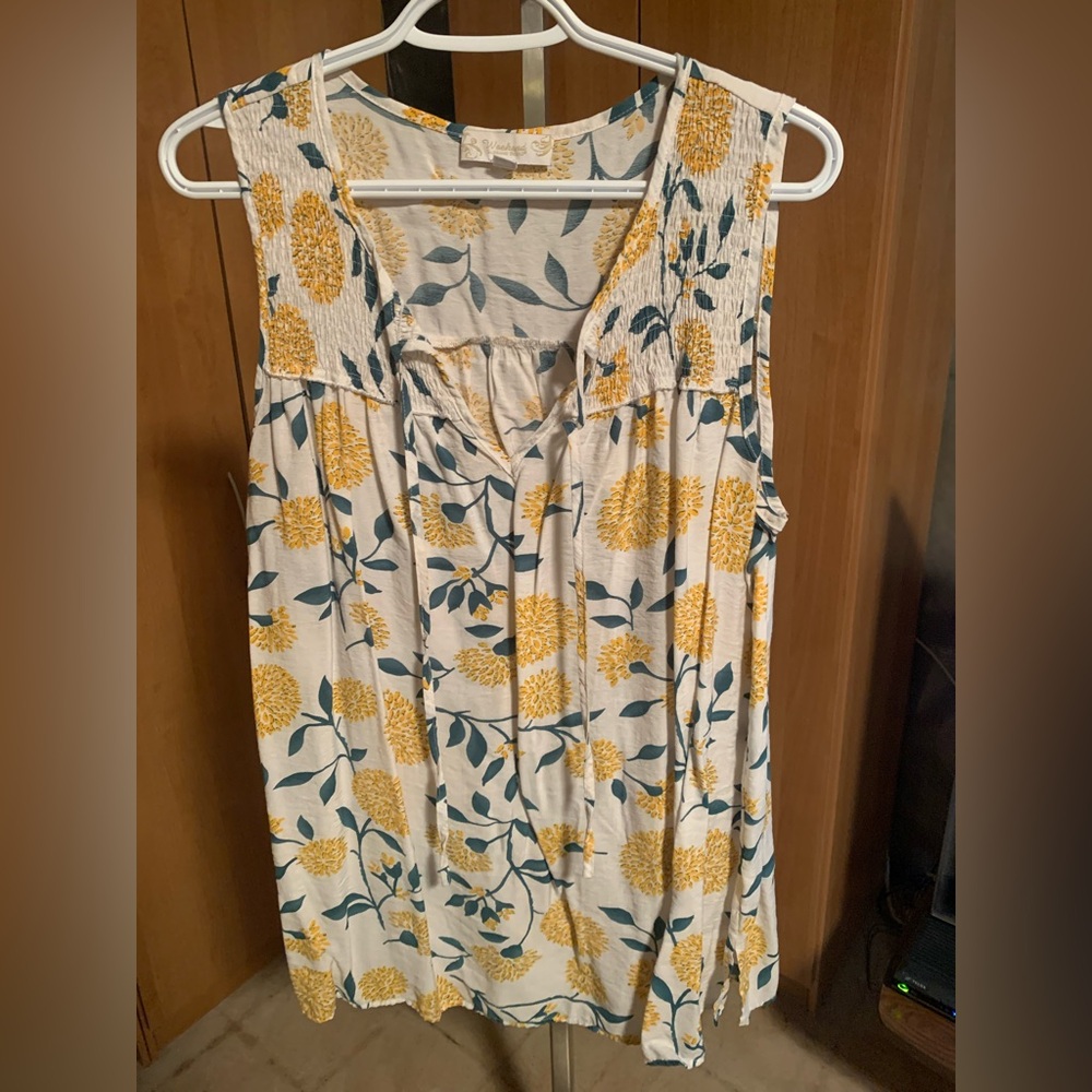 Suzanne Betro Yellow and White Floral Tank Top